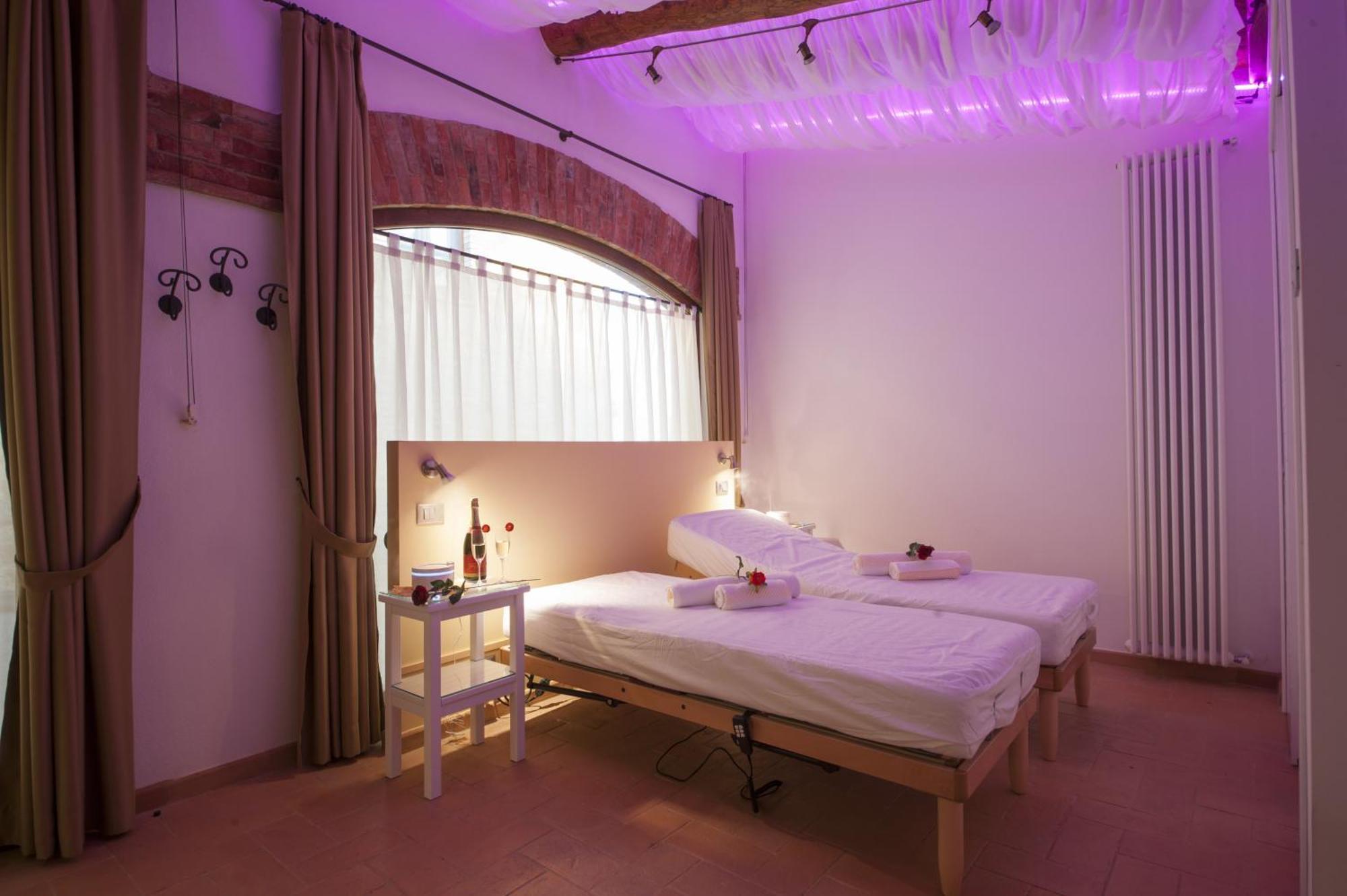פיינצה Agriturismo Bonello מראה חיצוני תמונה